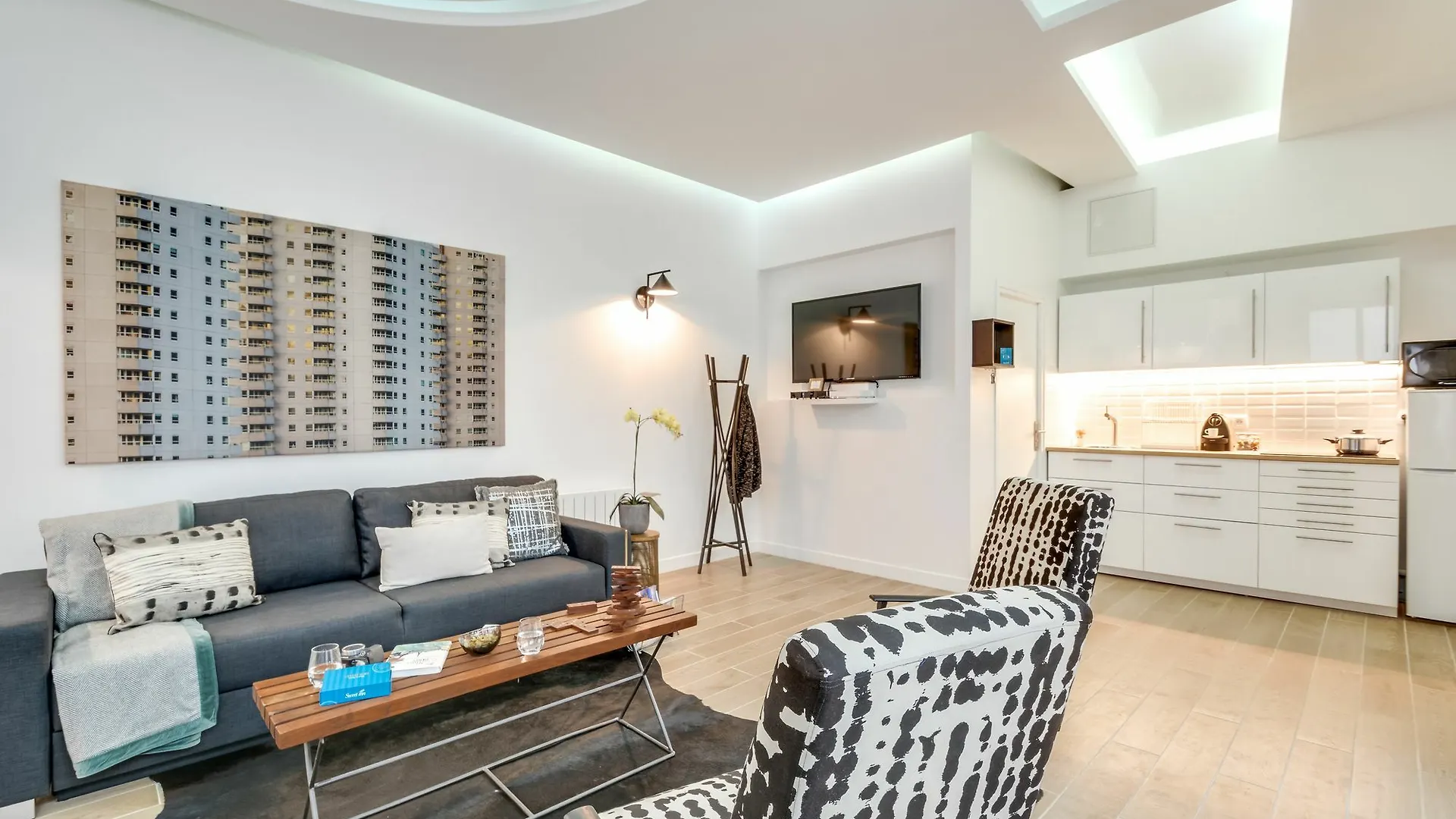 Sweet Inn Apartments - Brune Paris 3*,  France