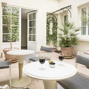 3* Hotel Acacias Etoile